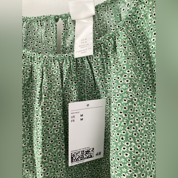 H&M airy dress floral - Picture 3 of 3